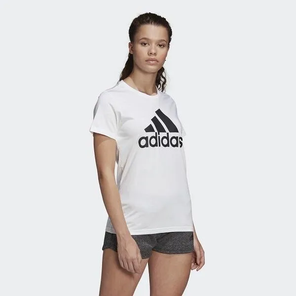 Adidas T-SHIRT MUST HAVES BADGE OF SPORT W BOS CO TEE FQ3238 white